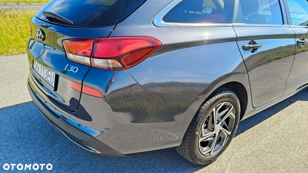 Hyundai i30 1.5 T-GDI 48V-Hybrid Trend - 9