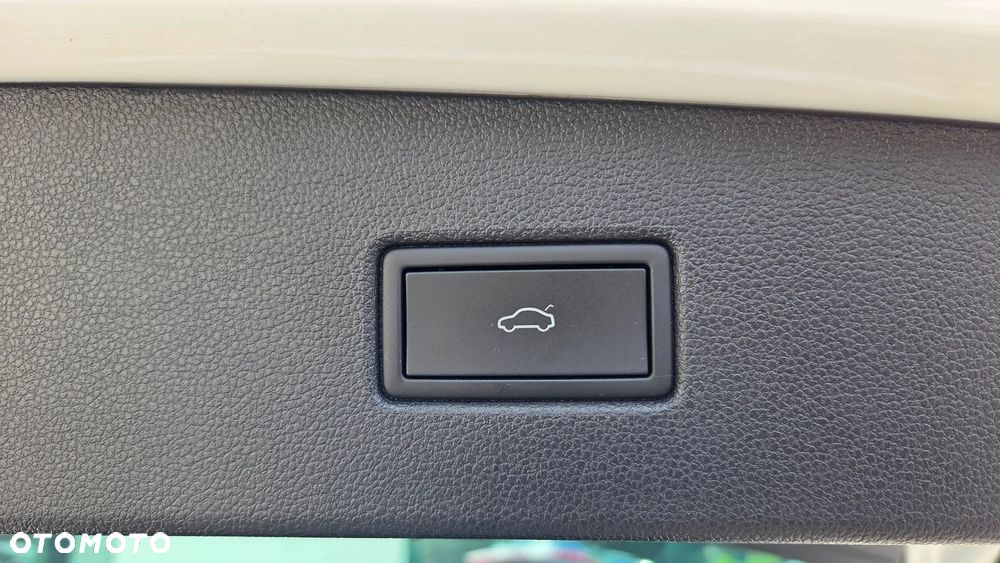 Volkswagen Tiguan 2.0 TDI SCR Life DSG - 31