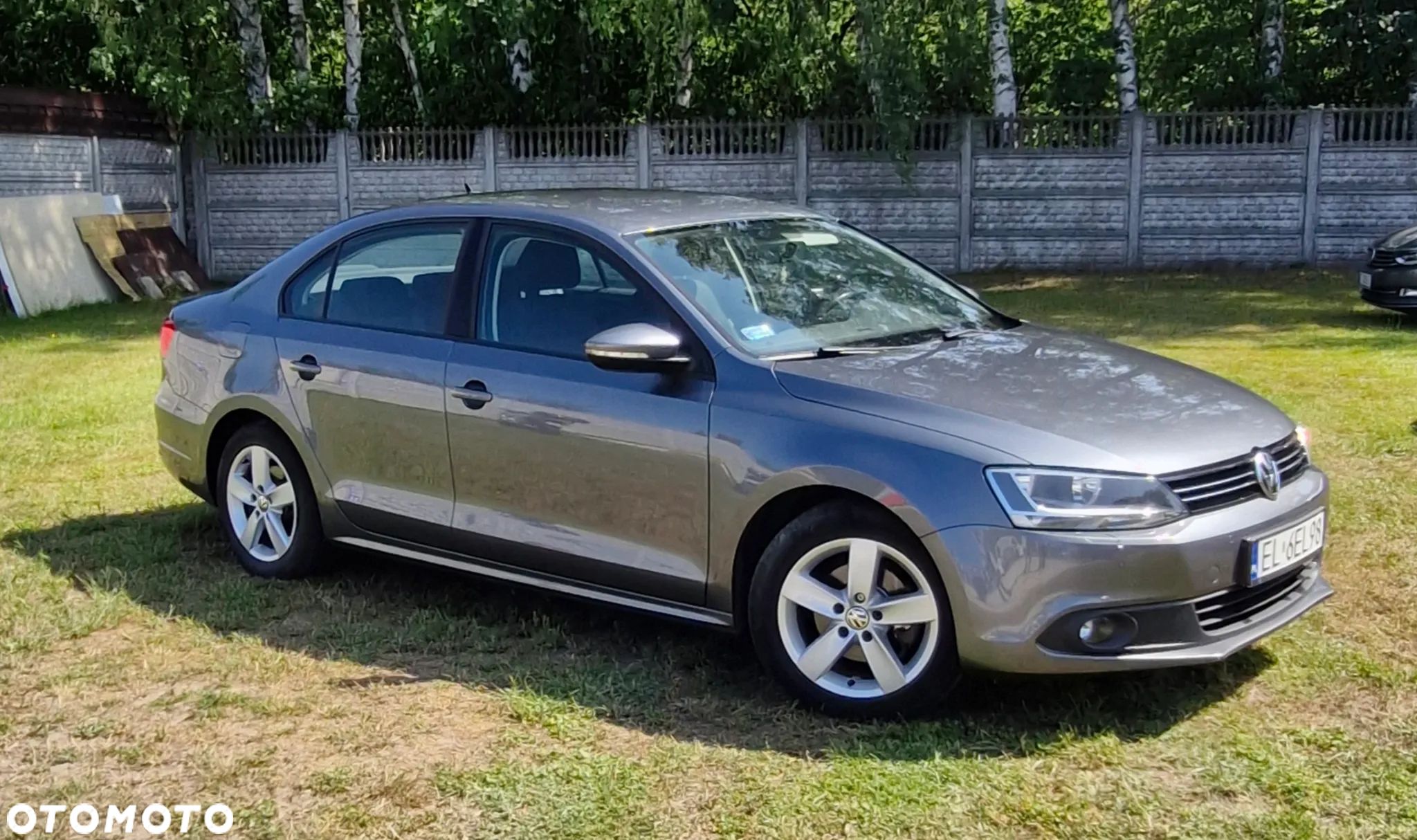 Volkswagen Jetta 1.2 TSI Comfortline - 1