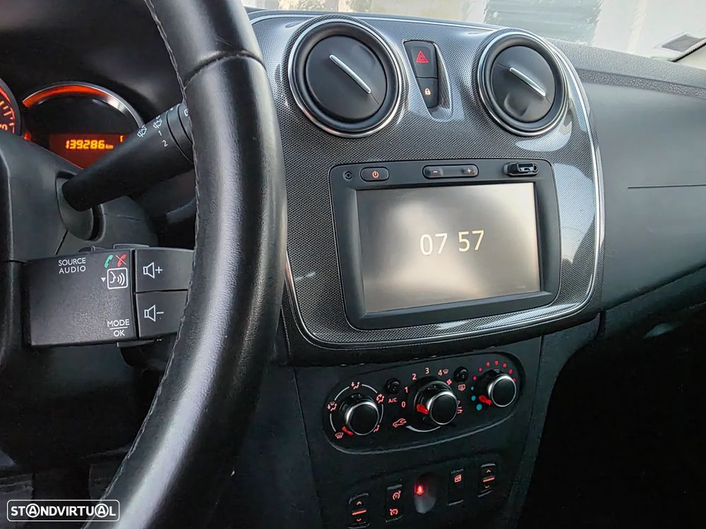 Dacia Sandero 0.9 TCe Stepway Bi-Fuel - 11