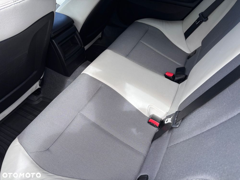 BMW Seria 1 116i Sport Line - 35