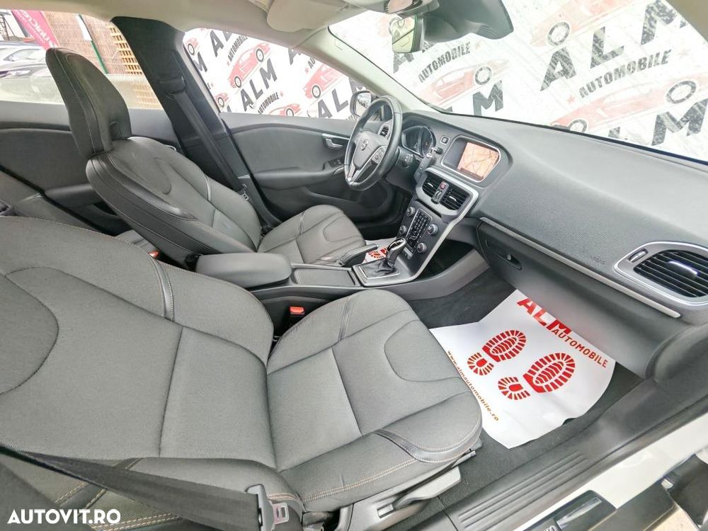 Volvo V40 D2 DRIVe Aut. Momentum - 7