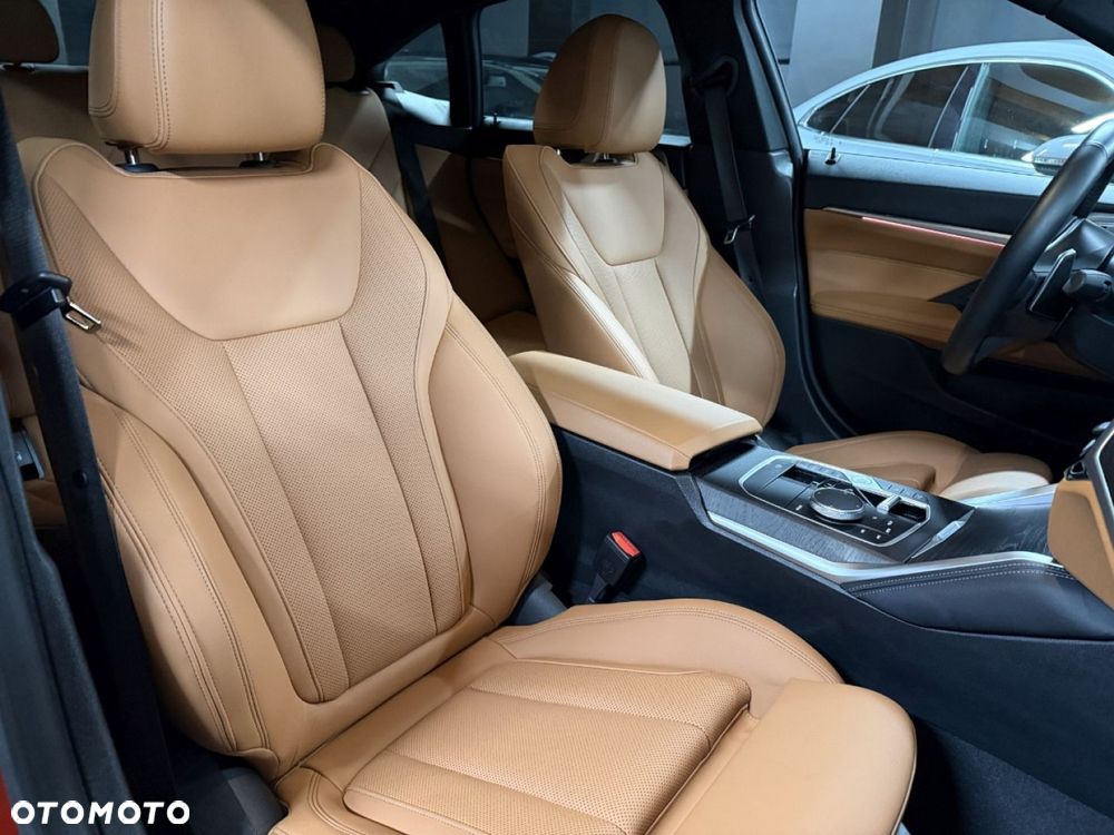 BMW Seria 4 420d xDrive Sport-Aut M Sport - 32
