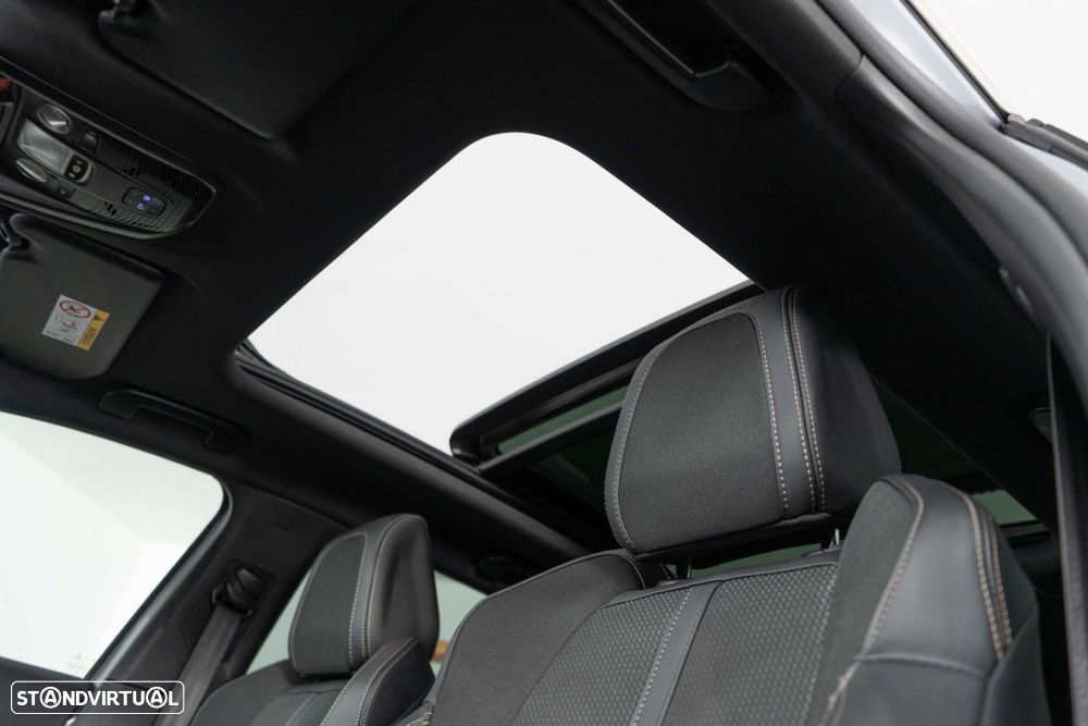 Peugeot 3008 1.6 Hybrid4 GT e-EAT8 - 23