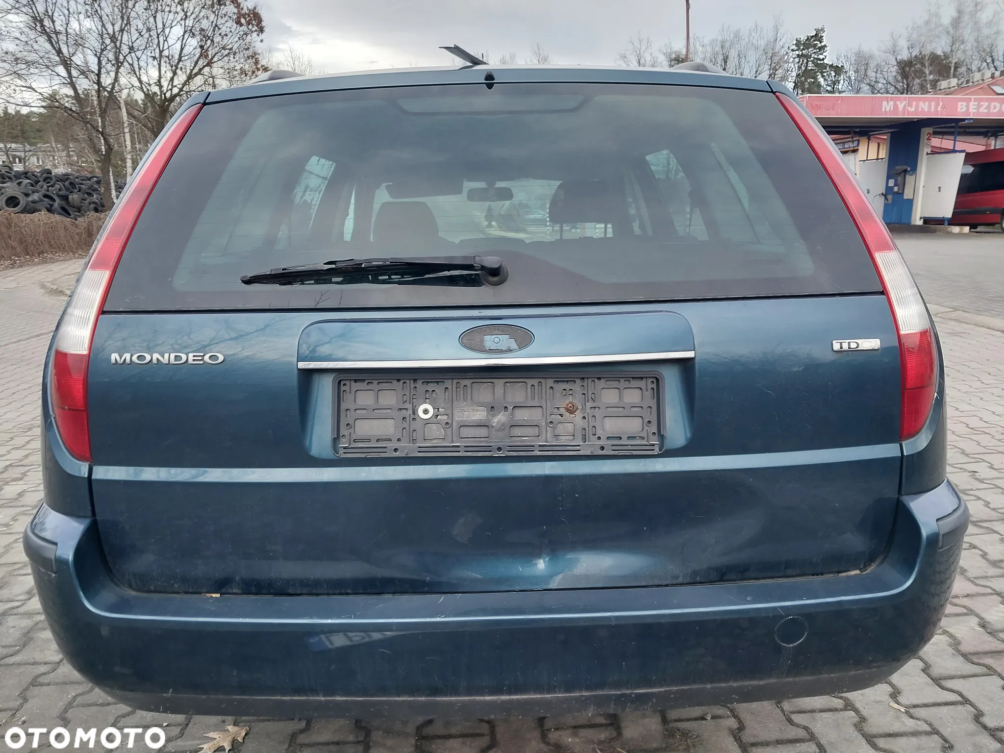Ford Mondeo Mk3 Lift silnik 2.0 TDCI 125KM skrzynia biegów 6 biegowa zderzak maska klapa drzwi błotnik kod lakieru O3 OCTANE BLUE sanki przód wtryski pompa głowica radio Blaupunkt szyba fotel lampa felgi alternator turbina NA CZĘŚCI Wszystkie Części - 8