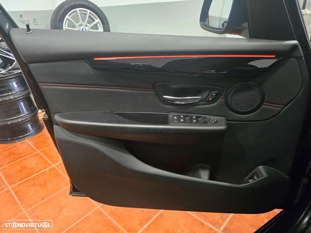 BMW 218 Active Tourer d Aut. Sport Line - 29