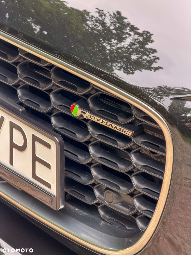 Jaguar F-Type AWD R-Dynamic - 38