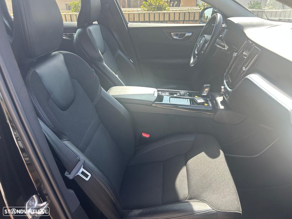 Volvo V60 2.0 T6 AWD TE Inscription Expression - 22