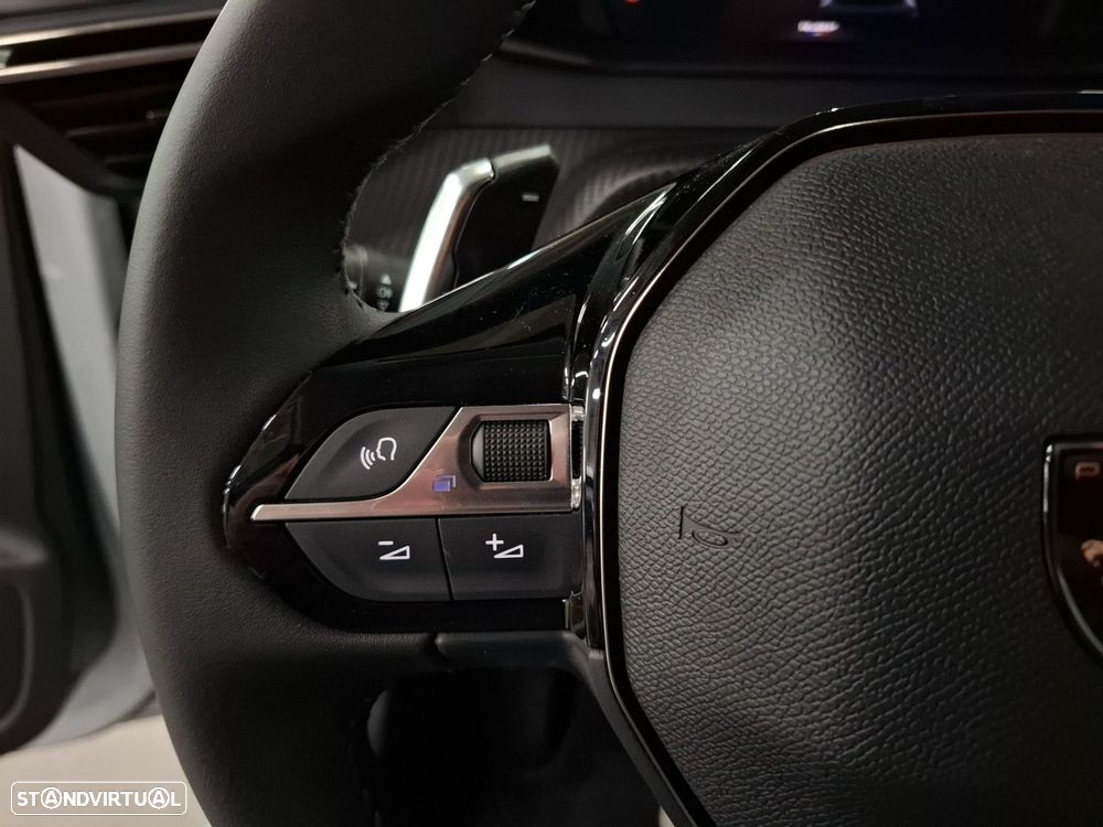 Peugeot 208 1.2 Hybrid Allure e-DCS6 - 16