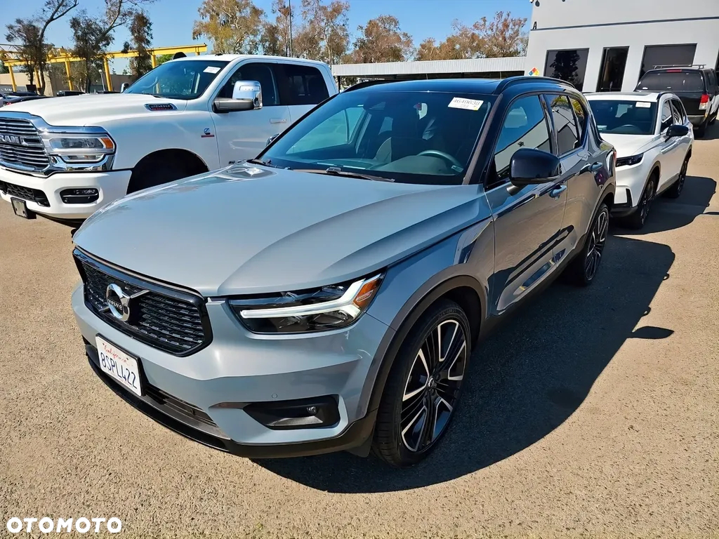 Volvo XC 40 T4 AWD R-Design