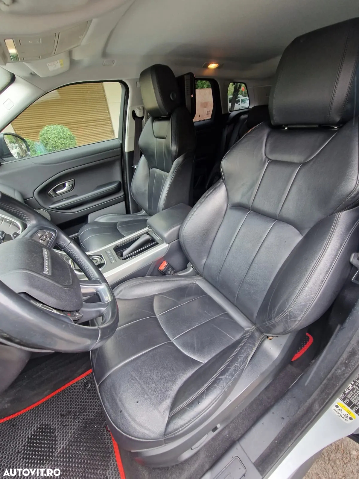 Land Rover Range Rover Evoque - 13