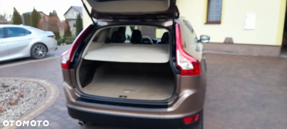 Volvo XC 60 - 6