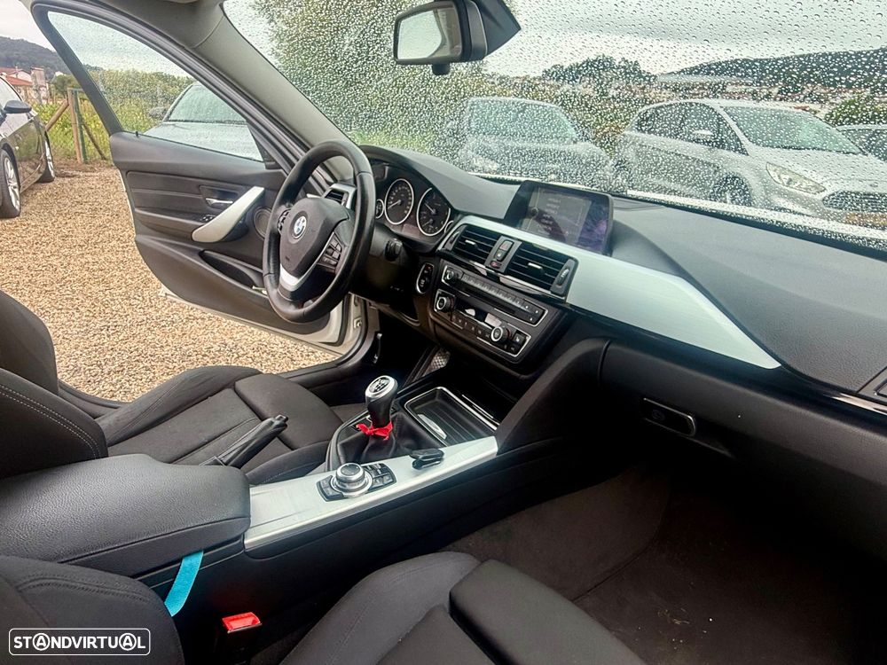 BMW 320 d Touring Line Sport - 16