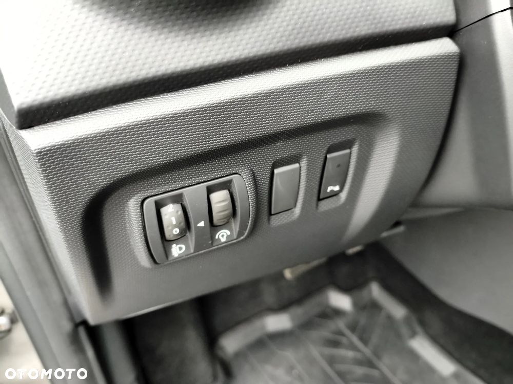 Renault Captur - 25