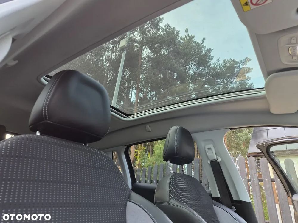 Peugeot 2008 1.2 Pure Tech Active EU6 - 8