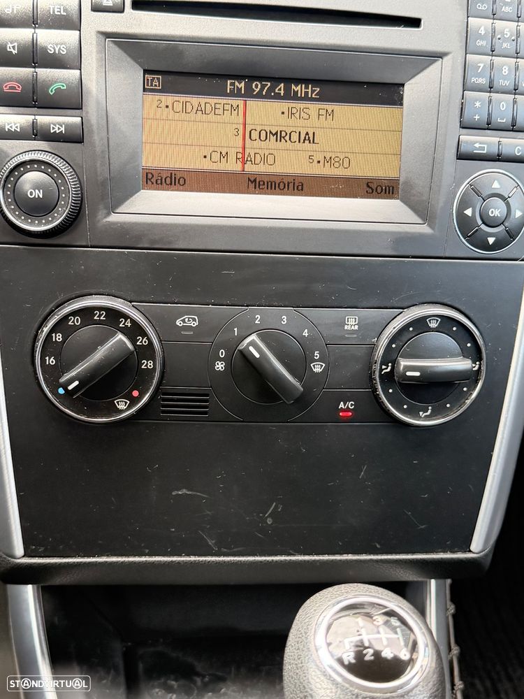 Mercedes-Benz B 180 CDI - 16