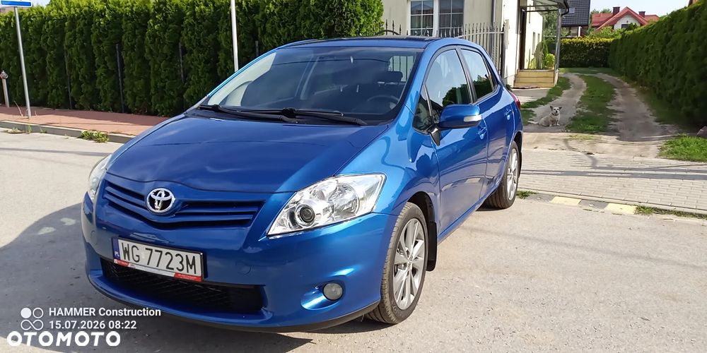 Toyota Auris 1.8 Premium - 25