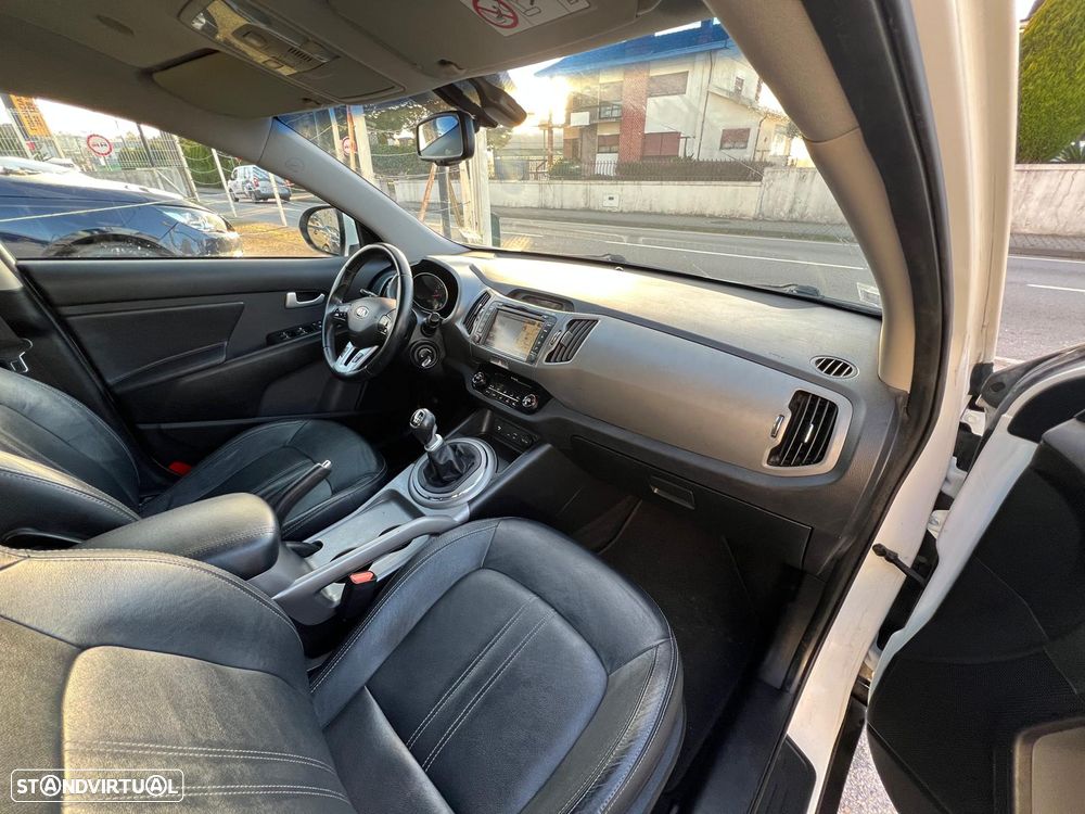 Kia Sportage 1.7 CRDI ISG TX Navi - 17