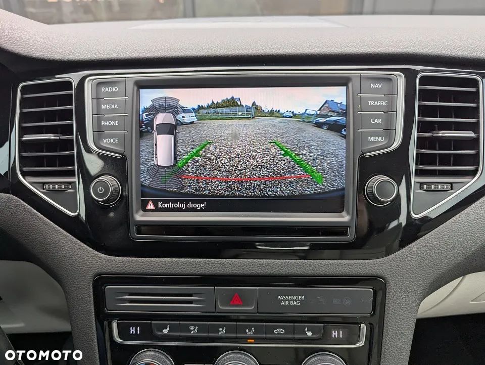 Volkswagen Golf Sportsvan 2.0 TDI SCR DSG Highline - 23