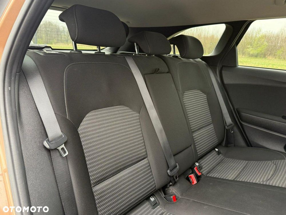 Kia Ceed 1.5 T-GDI Business Line - 19