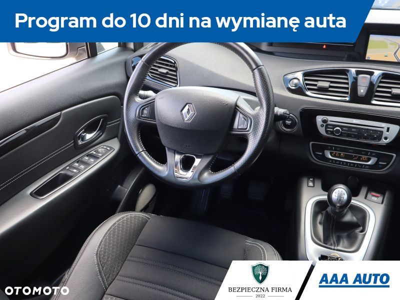 Renault Scenic - 9