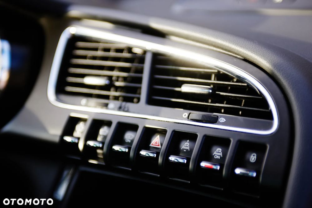 Peugeot 3008 HDi FAP 150 Allure - 23