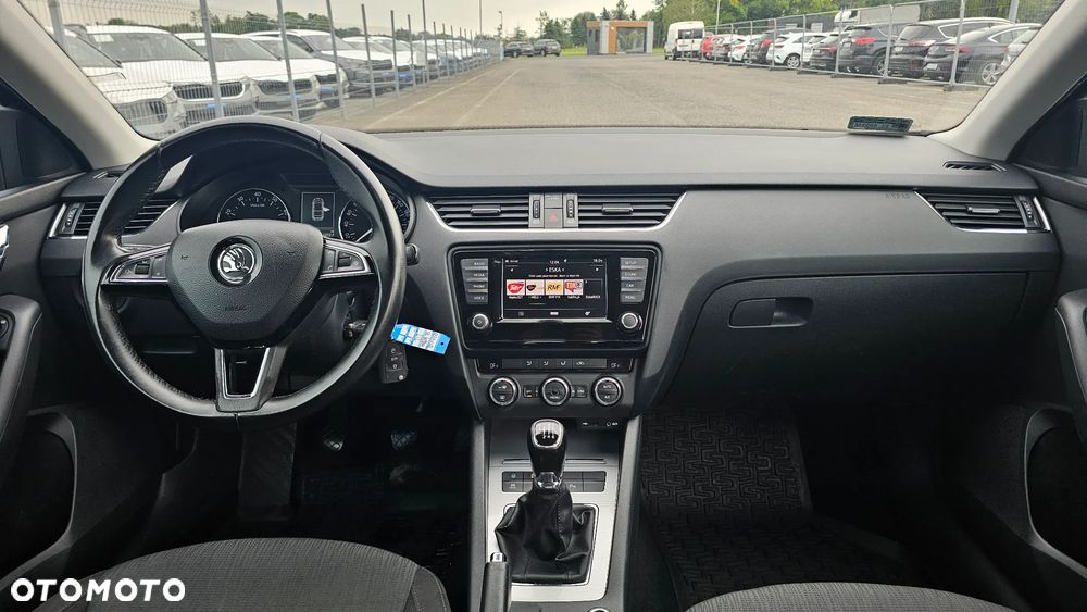 Skoda Octavia 1.8 TSI Style - 6