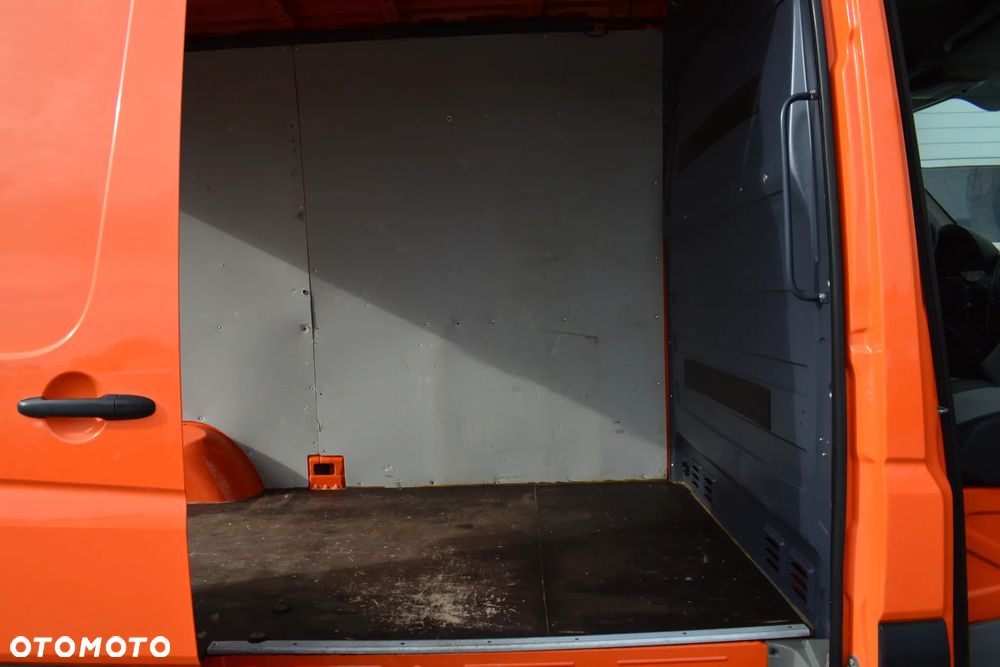 Volkswagen CRAFTER 35 2.0TDI - 18
