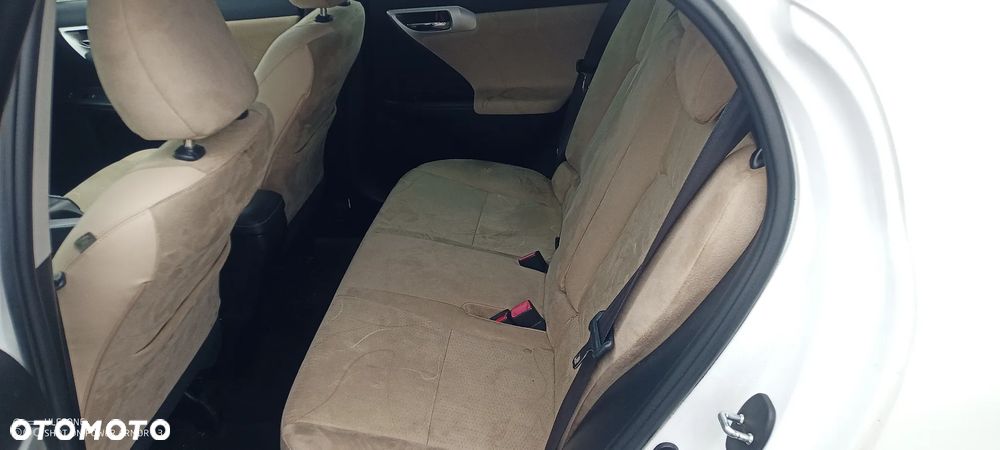 Lexus CT 200h Classic - 10