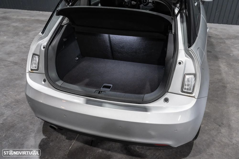 Audi A1 1.6 TDI S tronic S line Sport Pack - 49