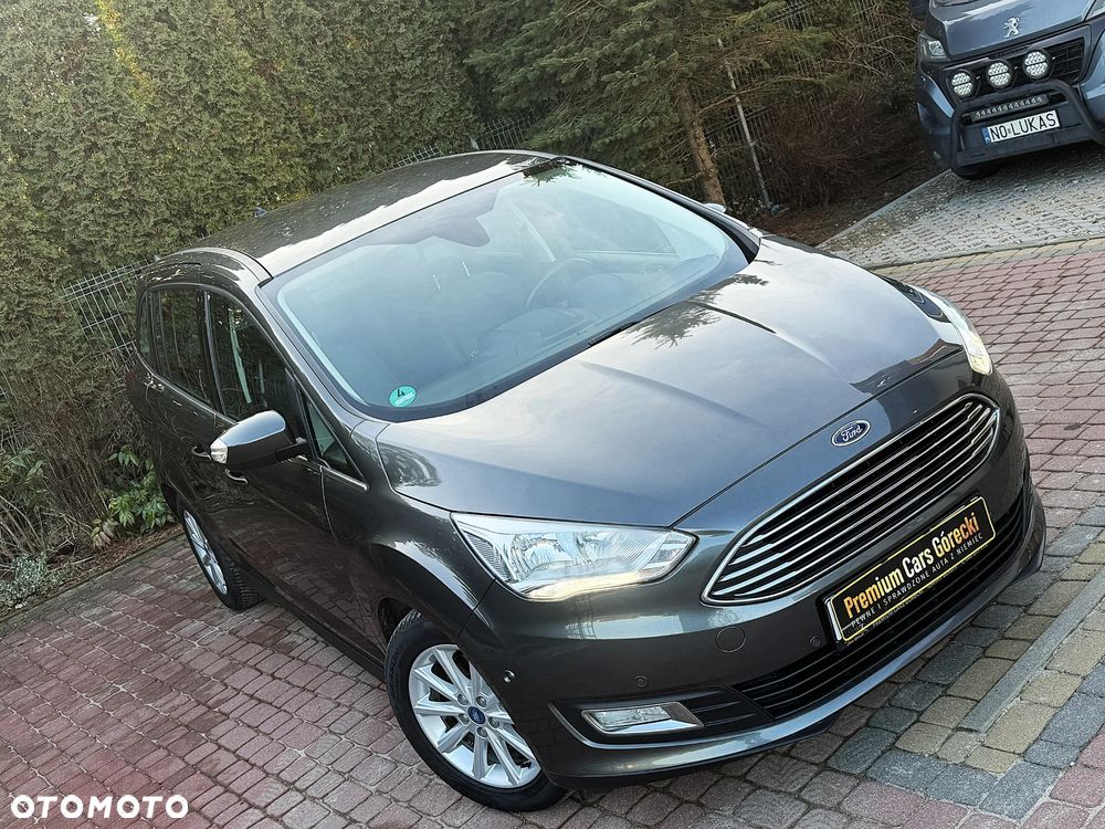Ford Grand C-MAX - 35