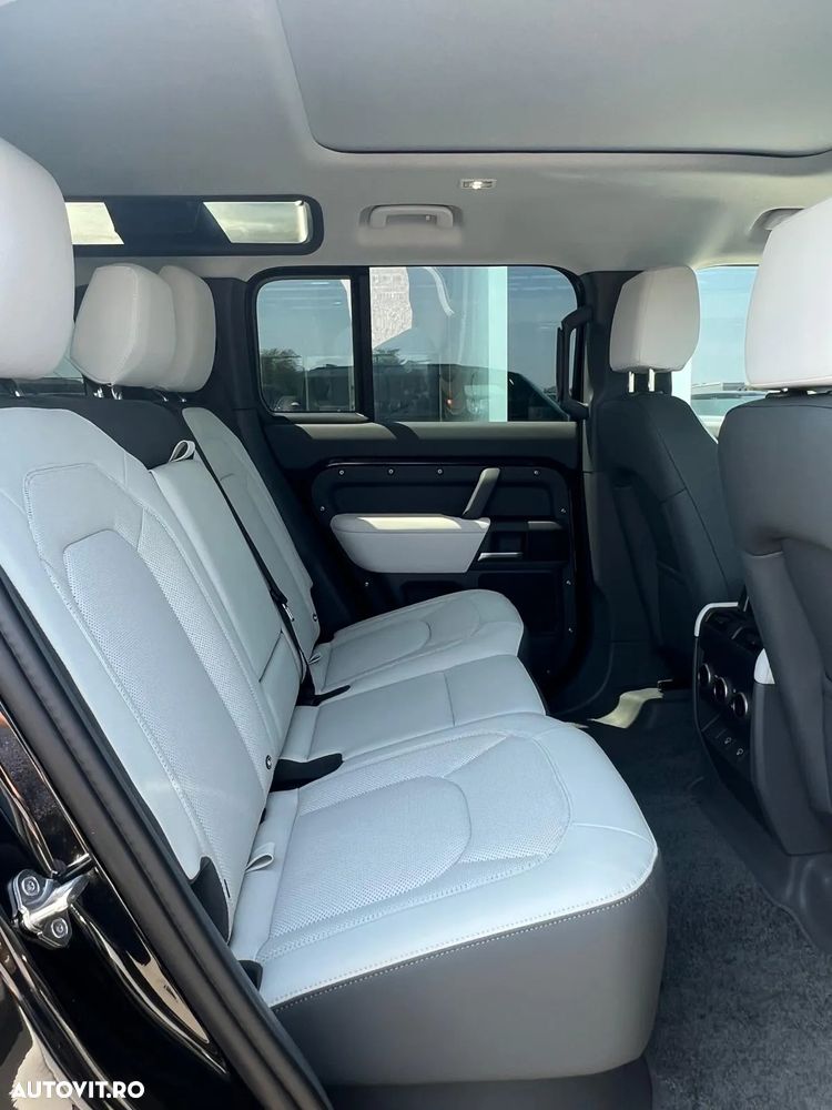 Land Rover Defender 110 3.0D 300 MHEV X-Dynamic SE - 10