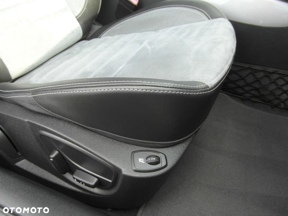 Renault Laguna 2.0 DCi FAP GT - 18