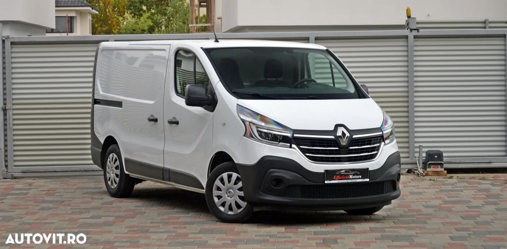 Renault Trafic - 8