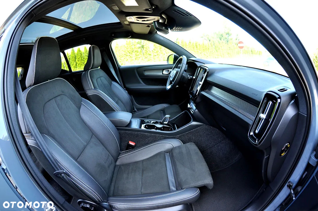 Volvo XC 40 D3 R-Design - 27
