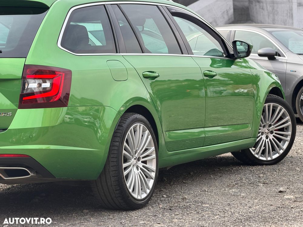 Skoda Octavia 2.0 TDI (Green tec) 4x4 DSG RS - 11