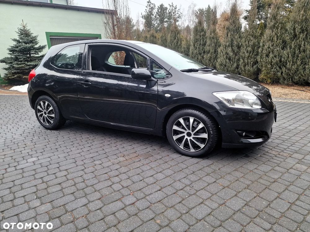 Toyota Auris 1.6 VVT-i Luna - 2