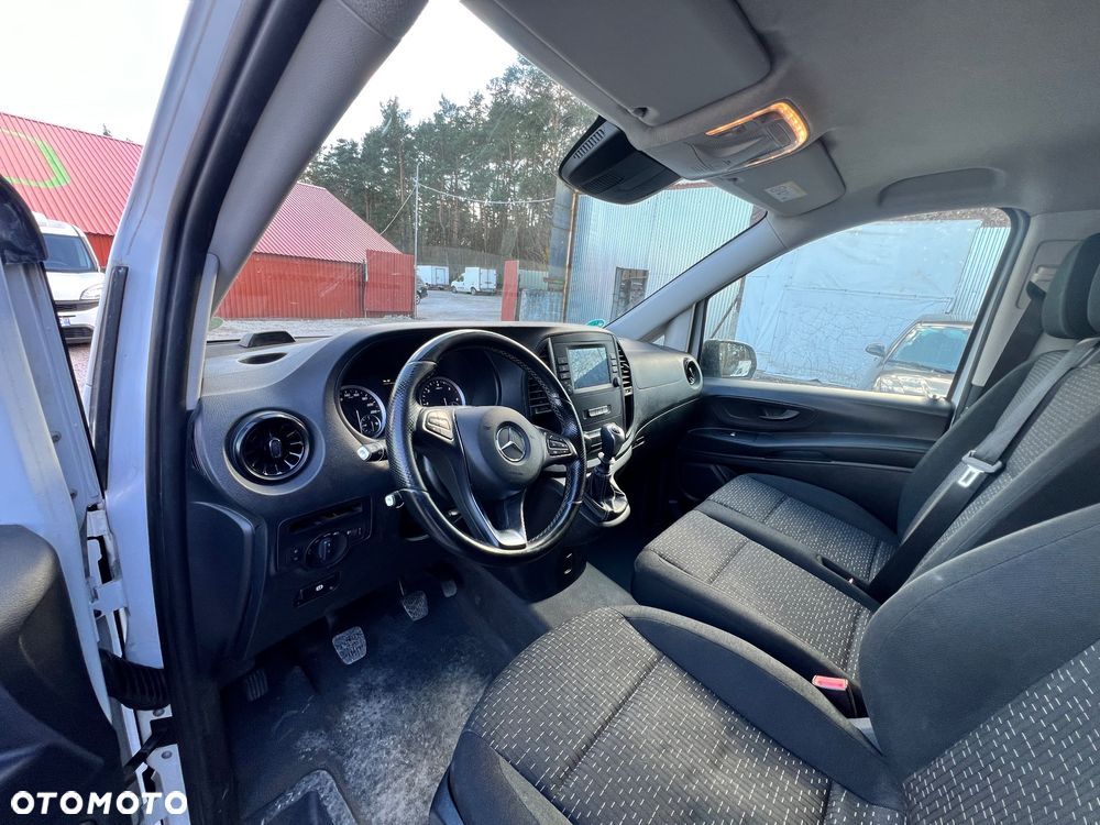 Mercedes-Benz Vito - 11