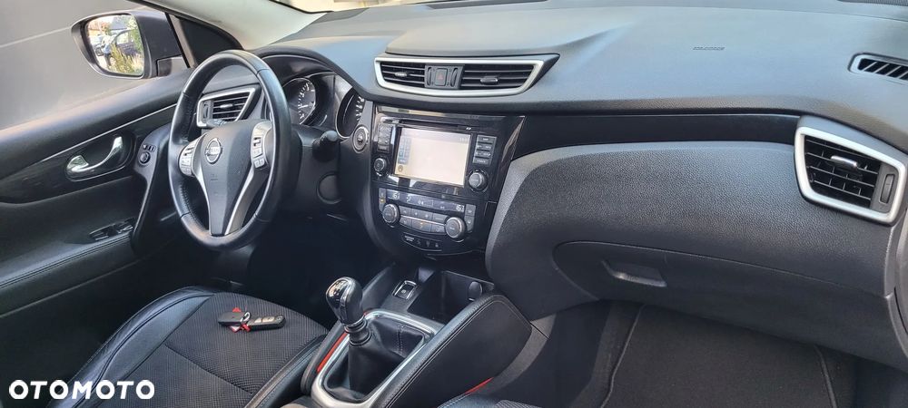Nissan Qashqai 1.6 DIG-T Visia - 17