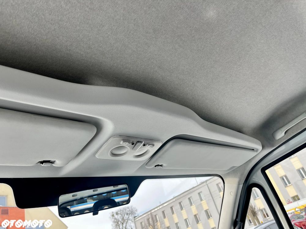 Iveco Iveco Daily 35-140 2018 Rok Doka 7 Osób Kiper - 15