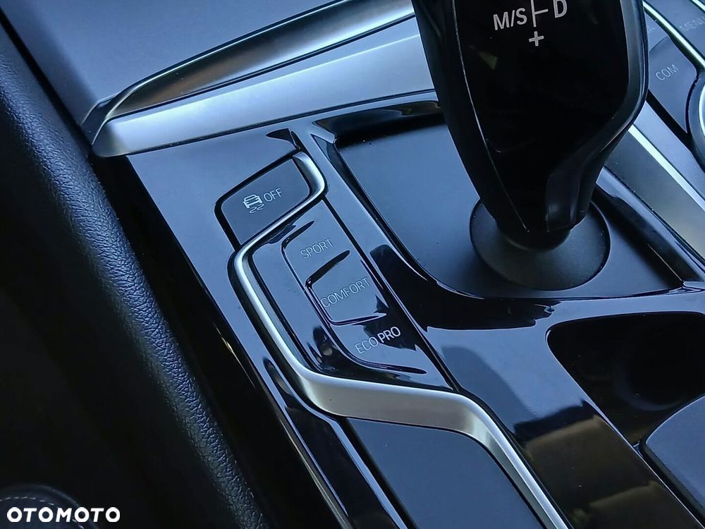 BMW Seria 5 - 31