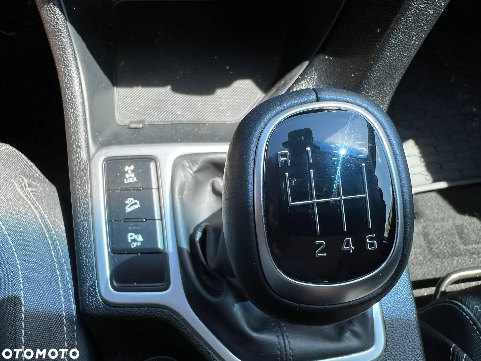 Kia Sportage 2,0 CRDI AWD Vision - 19