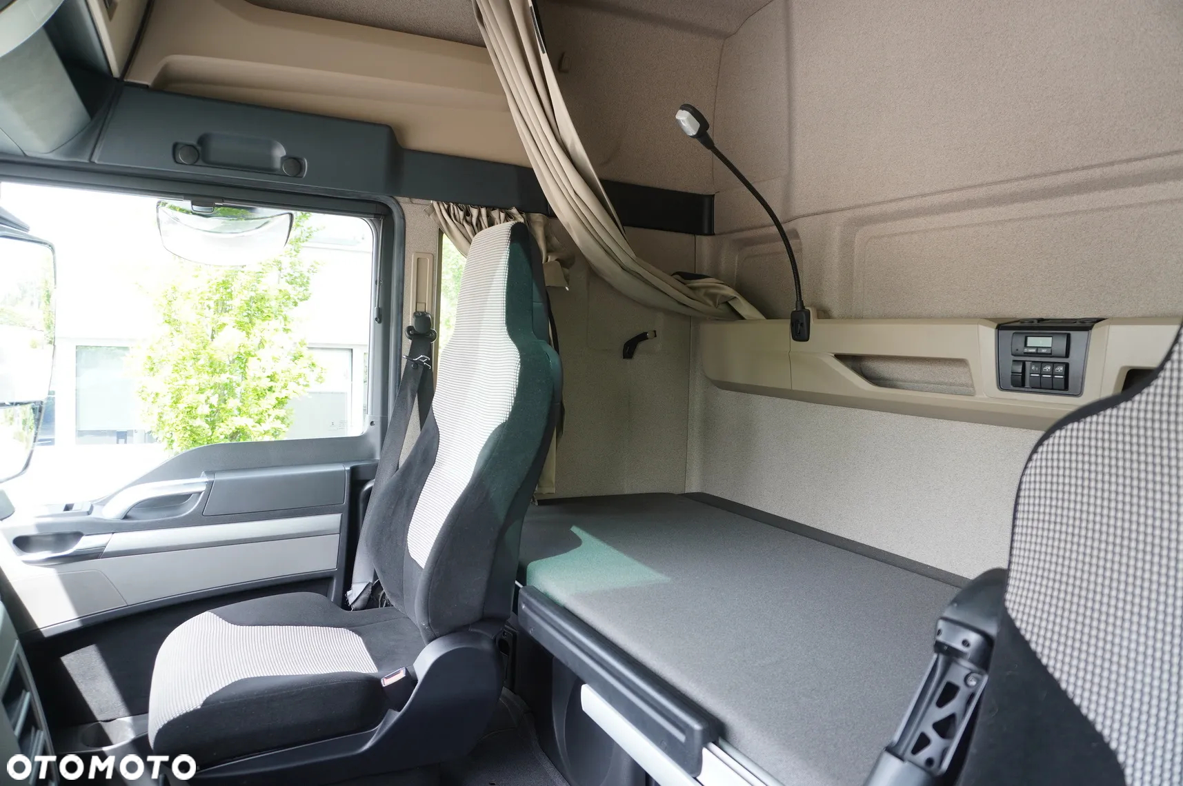 MAN TGX 18.430 / Kontener 18 EPAL / Przyczepa Fruehauf 18 EPAL / 2021 - 22