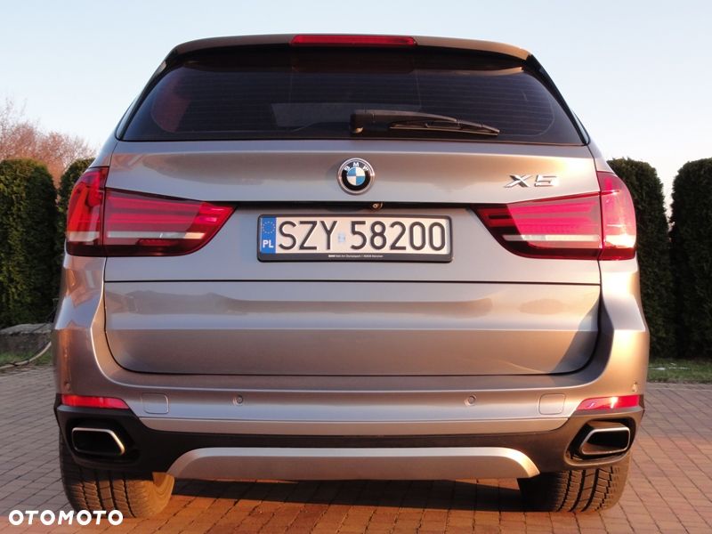 BMW X5 xDrive50i Sport-Aut - 7