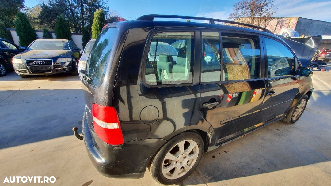 Dezmembram VW Touran 1,9 BLS - 3