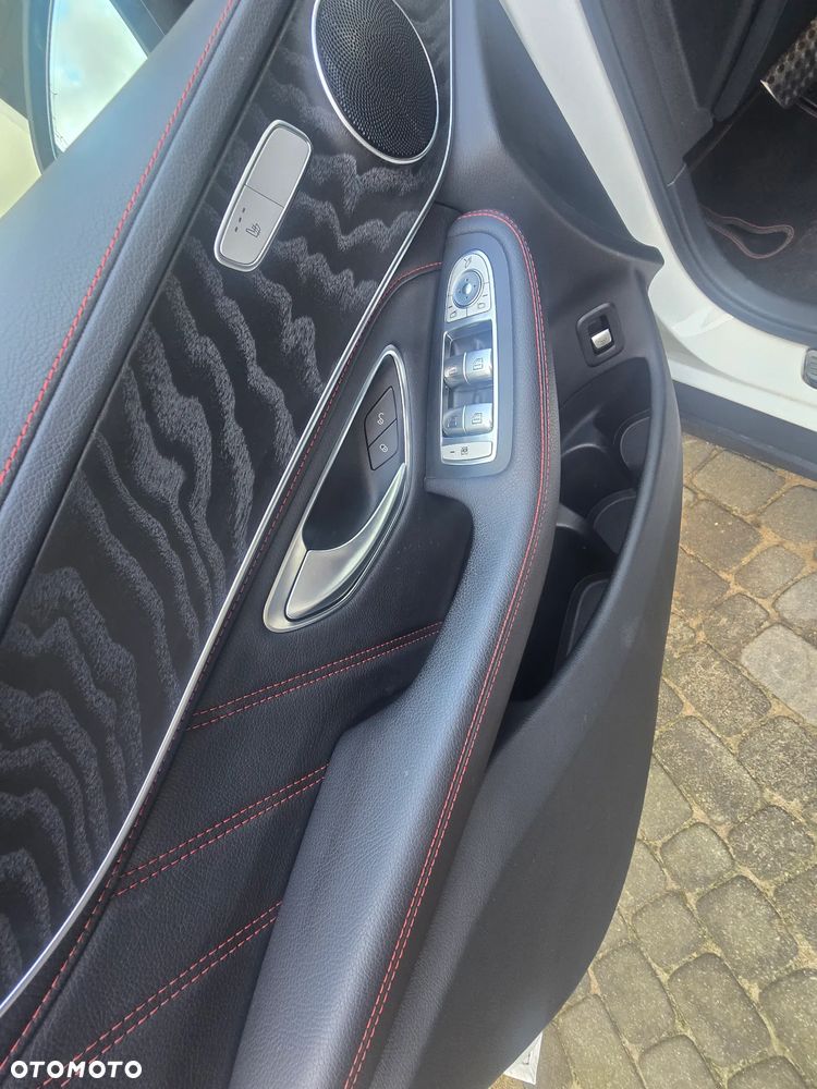 Mercedes-Benz GLC - 13