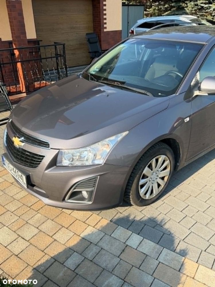 Chevrolet Cruze - 3