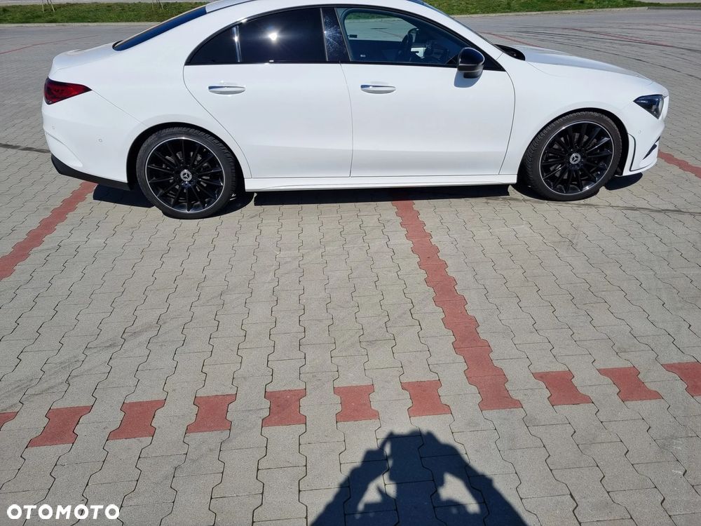 Mercedes-Benz CLA 200 4-Matic 8G-DCT - 3