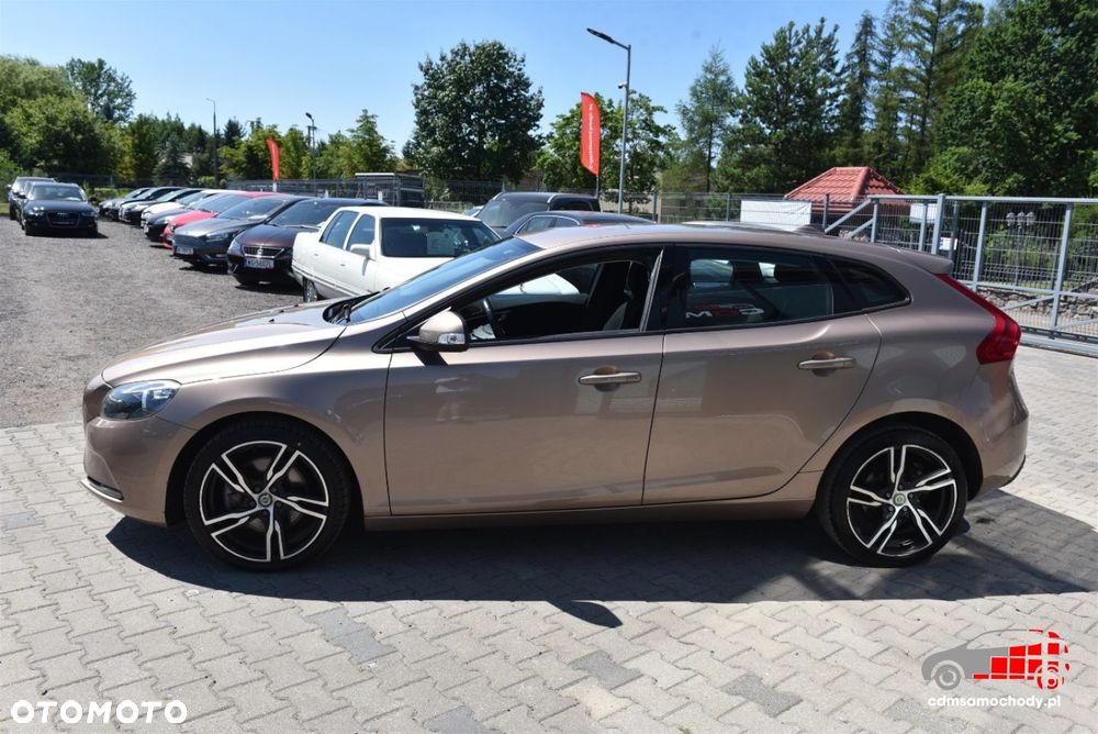 Volvo V40 D4 Momentum - 7