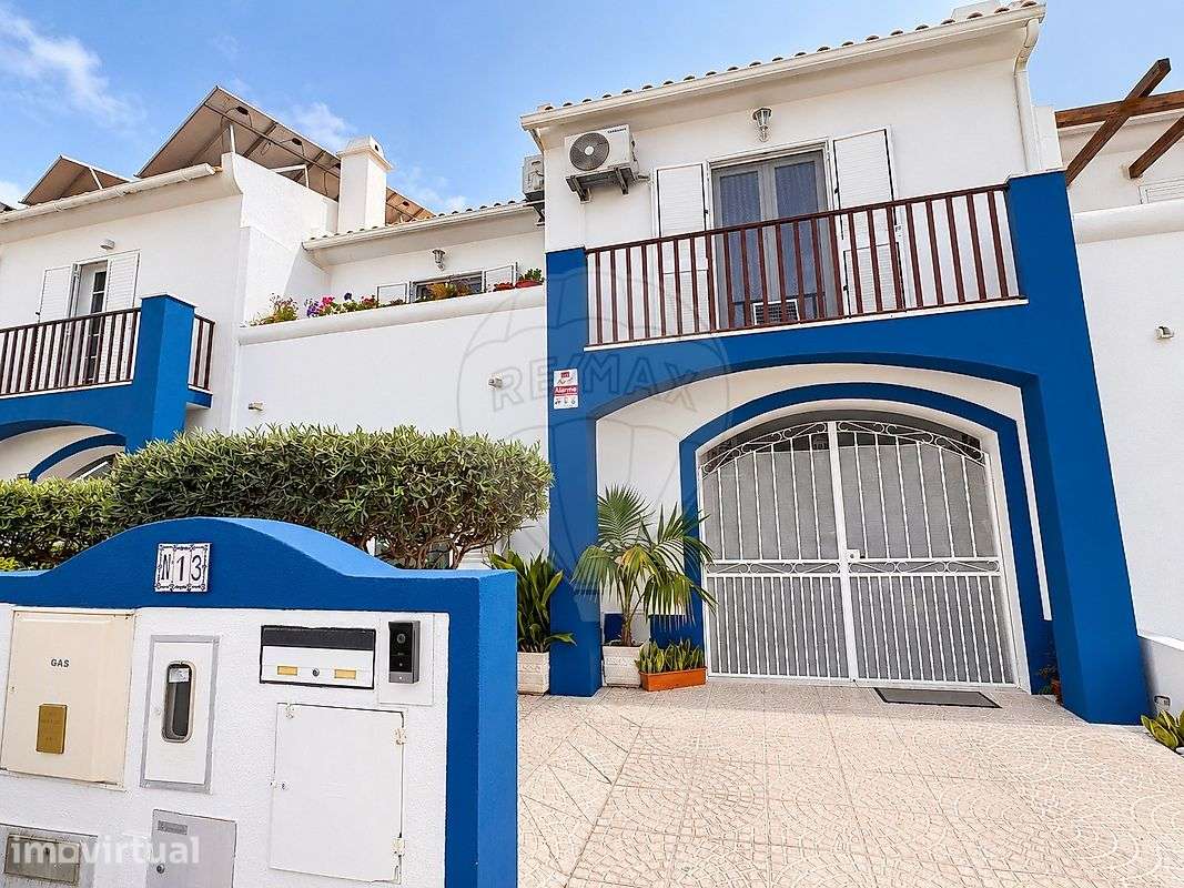 Moradia T4 para venda